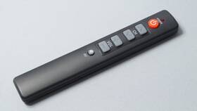 Кнопка Input на пульте телевизора: назначение и использование в ТНК